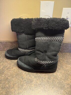 UGG Sundance Revival Black Tasman Boots #5605